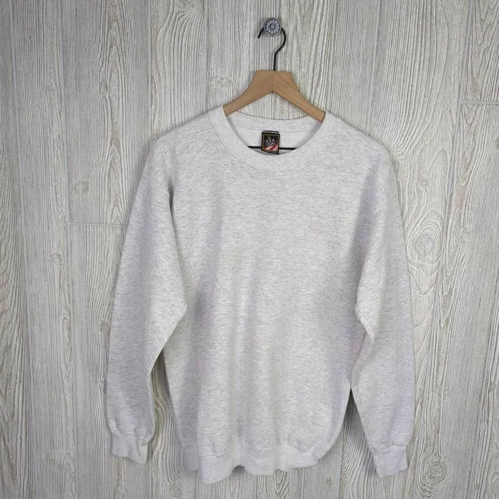 Vintage JC Penny US Olympics Men’s Large Classic Grey Pullover Crewneck Sweater